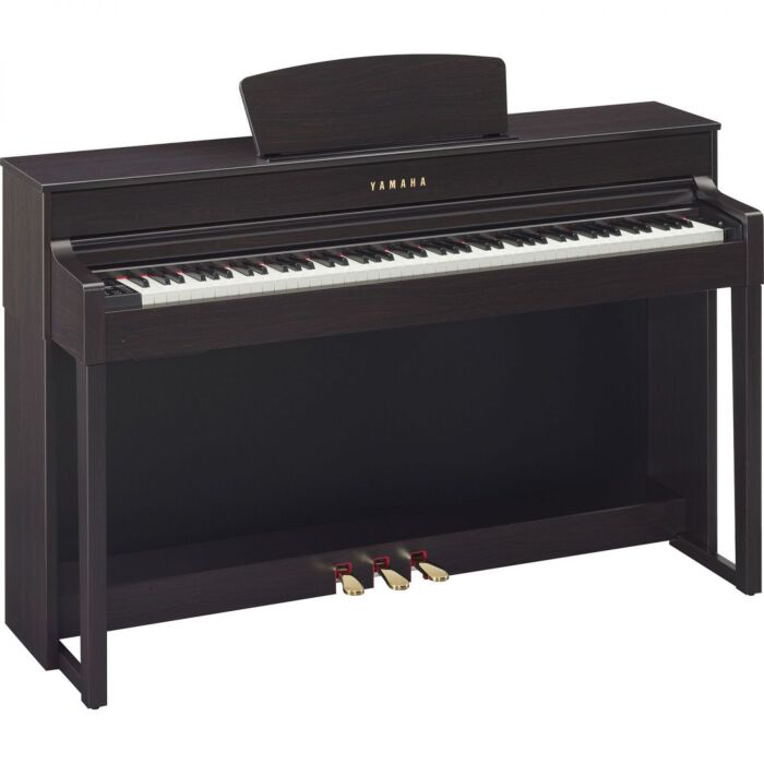 O Yamaha Clavinova CLP-535 DR Piano é um piano digital de 88 teclas com armário em Dark Rosewood Clavinova. Fabricado pela renomada marca Yamaha, este instrumento é perfeito para músicos que buscam qualidade e versatilidade. Além disso, o CLP-535 DR Piano