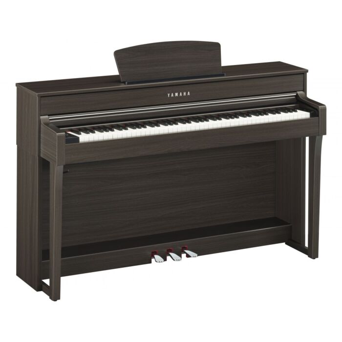 O Yamaha Clavinova CLP-635DW Piano é um piano digital de alta qualidade que oferece uma experiência de tocar piano autêntica. Com um acabamento em Dark Walnut, este piano é uma adição elegante para qualquer ambiente. A marca Yamaha é conhecida por sua qua