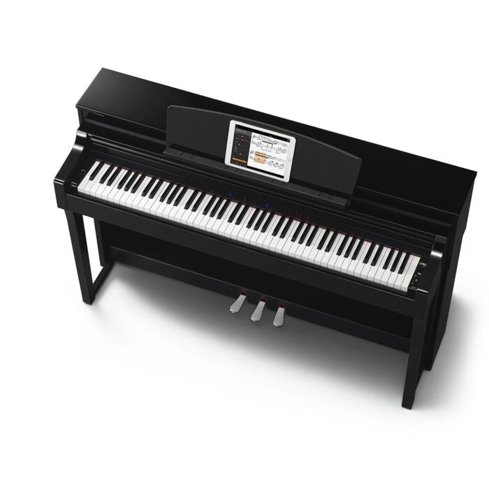 Piano Digital com novo sistema de aprendizado e entretenimento que guia o usuário sobre quais notas tocar por leds em cascata, semelhante ao game “Guitar Hero®”, 88 teclas com acabamento em marfim sintético (brancas), ébano sintético (pretas) e novo mecan