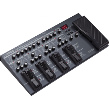 Roland boss me-80 pedaleira - Usado ME80 Pedaleira multiefeitos para guitarra-roland boss me-80 pedaleira - usado ID-59274