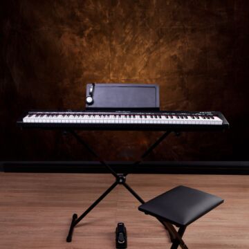 Piano Digital Bulara PB100 88 Teclas Semi-pesadas - Preto-Instrumento + Suporte + banqueta + Fone