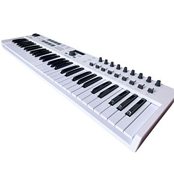 Keylab 61 Essencial Usado