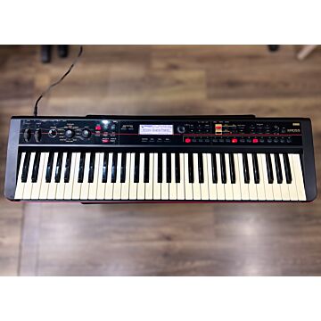 Workstation Korg KROSS 61 USADO - 61 Teclas, Portátil, Sons EDS-i