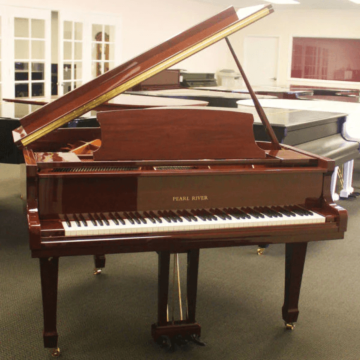 GP150 Pearl River Piano Acústico Cauda em Preto Acetinado com Banqueta | Teclacenter