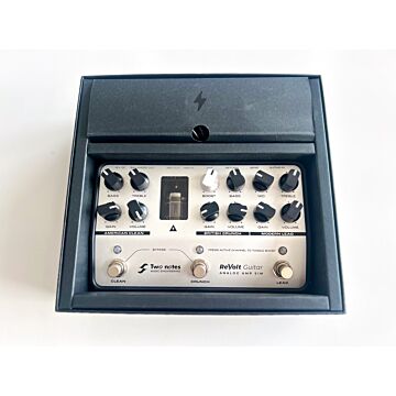 Pré-amplificador Two Notes ReVolt Guitar com Valvula