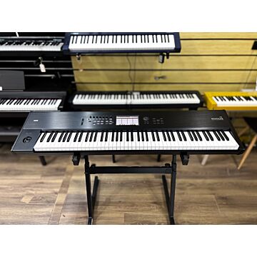 Korg Nautilus AT 88 - Preto - Usado