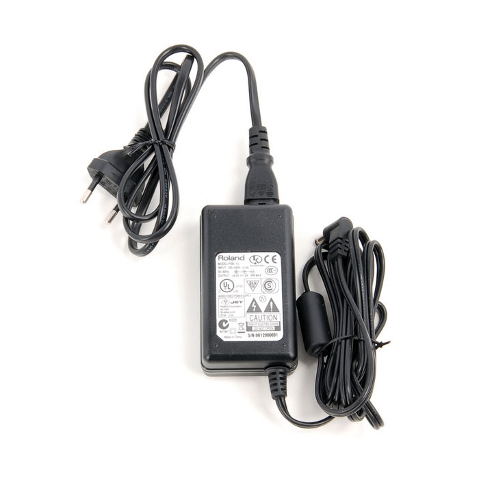 Roland psb-230eu fonte Fonte de alimentac¸a~o bivolt automa´tica compati´vel com pedais, pedaleiras, teclados, mo´dulos, bateria eletro^nica 9v, 2A-roland psb-230eu fonte ID-3875
